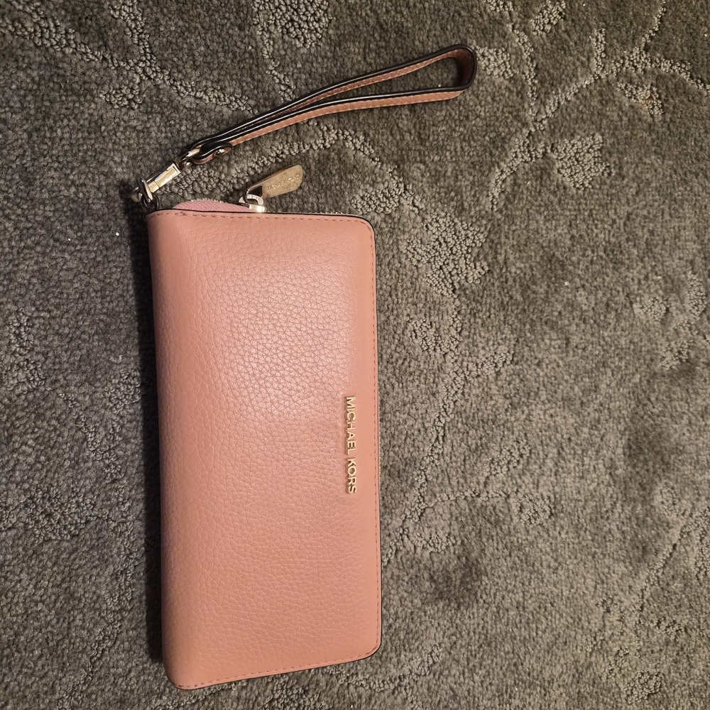 Michael Kors Blush Pink Leather Wristlet